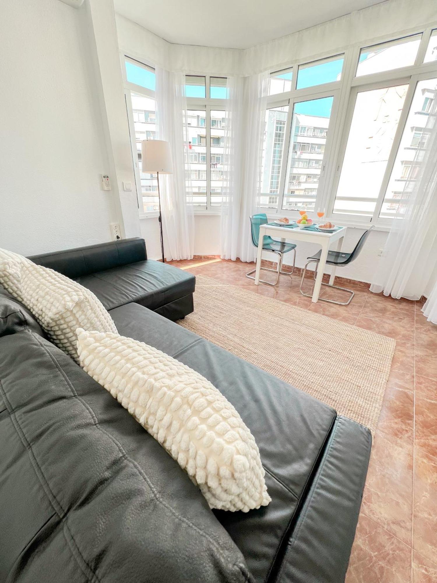 Cozy & Bright Flat Centre Lejlighed *